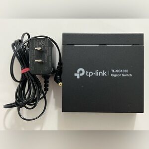 TP-Link (TL-SG105E) 5-Ports Gigabit Easy Smart Switch Managed w/ Adapter Tested